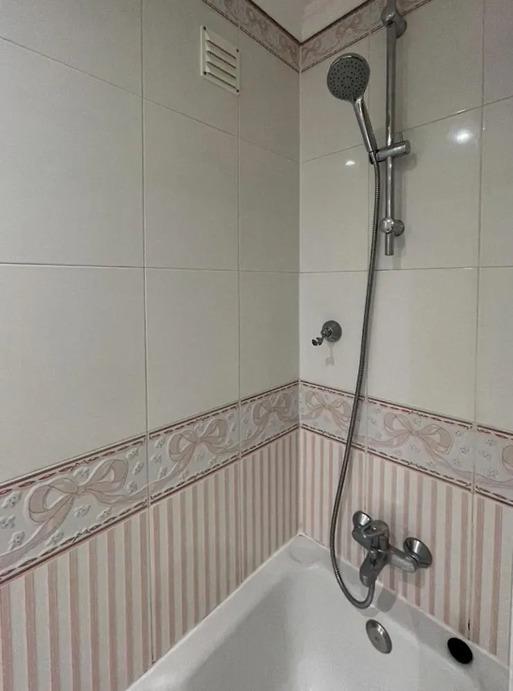 Sofeelings, Estudio Sol, Baixa De Албуфейра